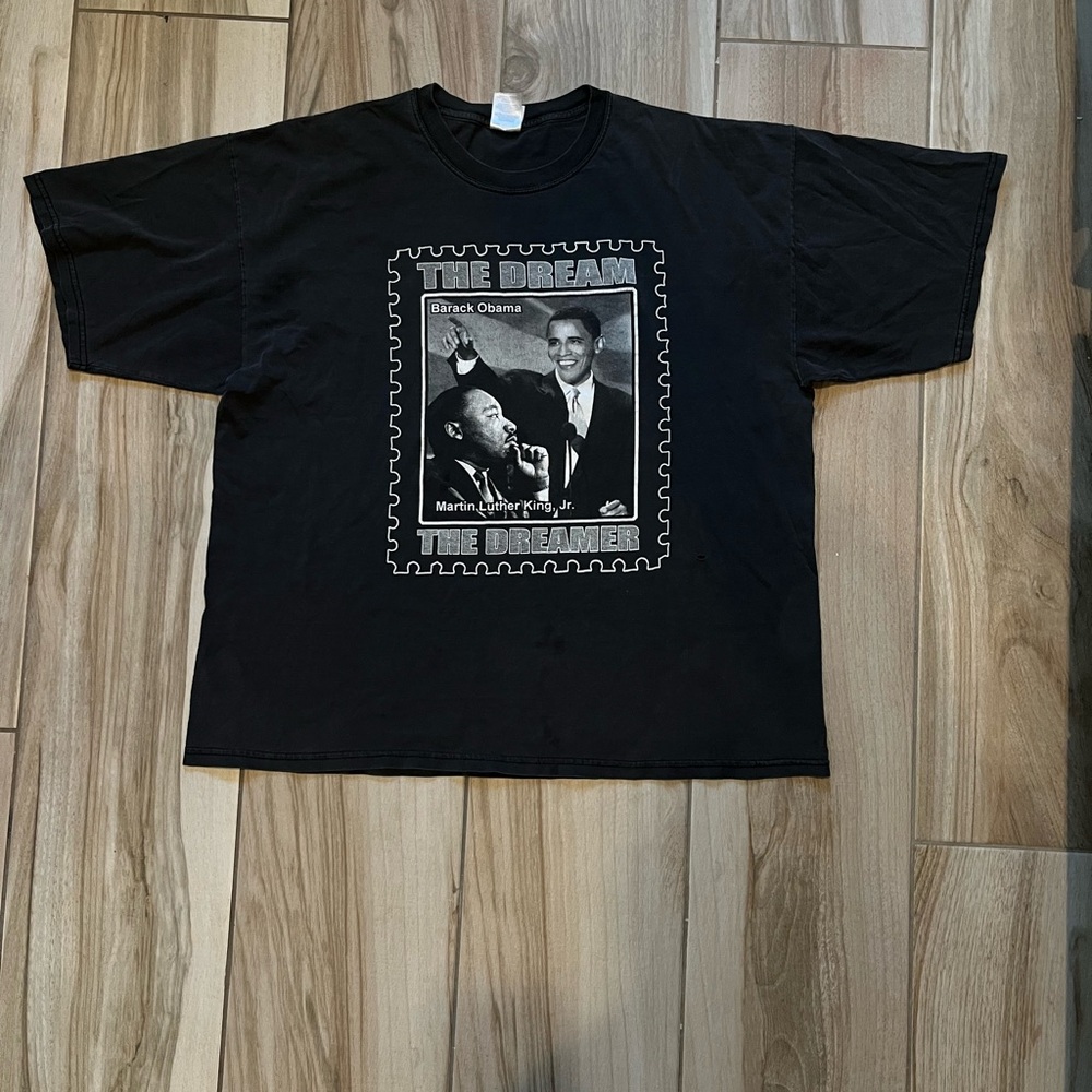 BARACK & MARTIN VINTAGE GRAPHIC T-SHIRT